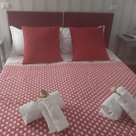 ローマ チェント パッシ ダル ヴァティカーノ Bed & Breakfast エクステリア 写真