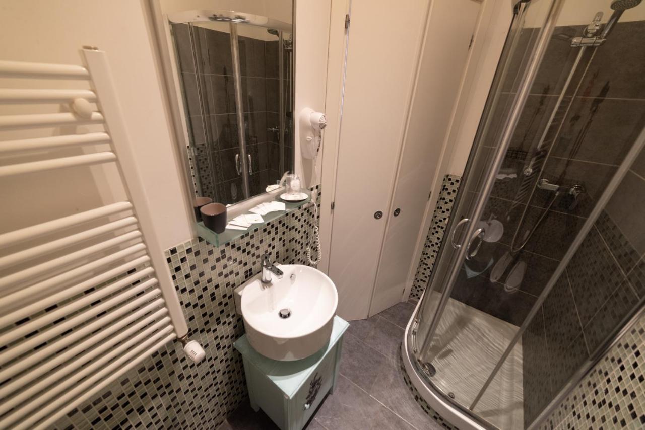 ローマ チェント パッシ ダル ヴァティカーノ Bed & Breakfast エクステリア 写真