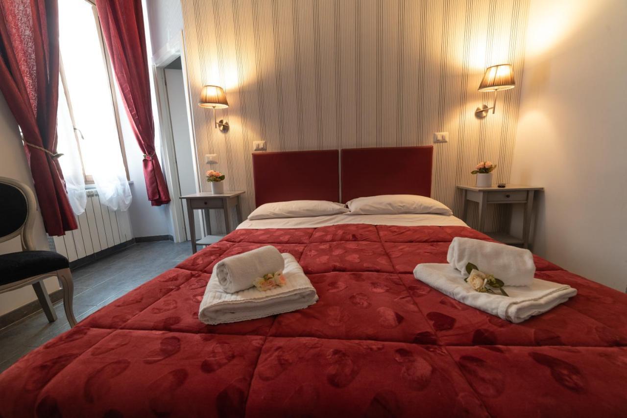 ローマ チェント パッシ ダル ヴァティカーノ Bed & Breakfast エクステリア 写真